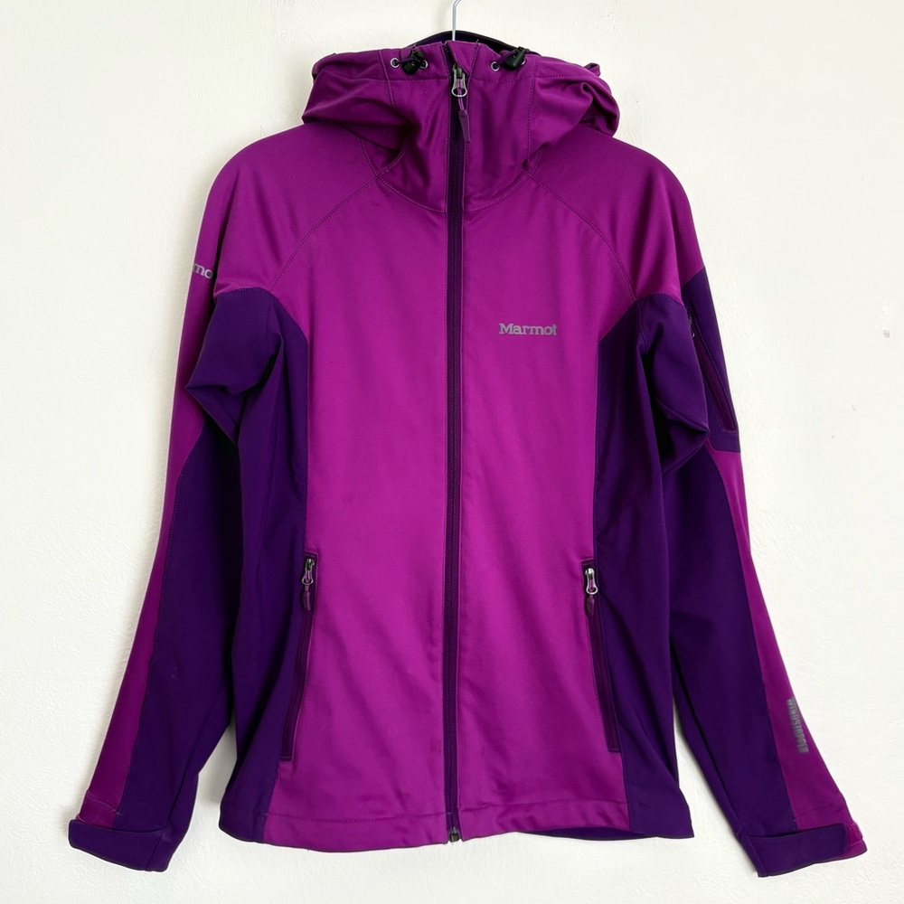Marmot Windstopper FullZip Hooded Jacket Sz S
Outerwear Skiwear (Minor Flaw)